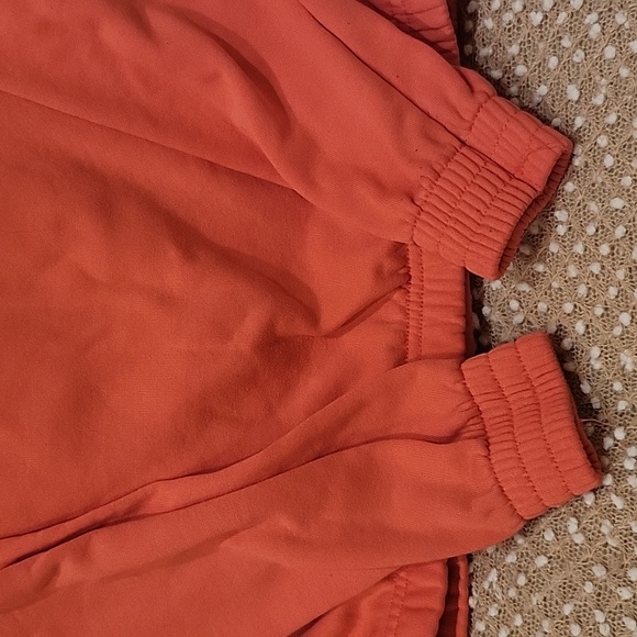 Minnie Mouse Sweatsuit - Picture 8 of 16